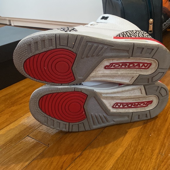 Air Jordan Retro 3 Gs - Picture 6 of 8
